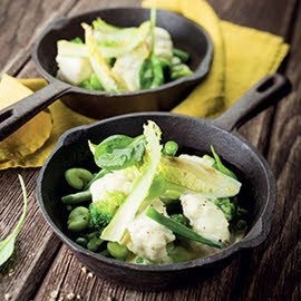 Cocotte de lotte et légumes verts, raifort et savora