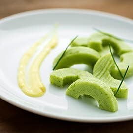 Concombre au lait de coco et curry (Texture modifiée)