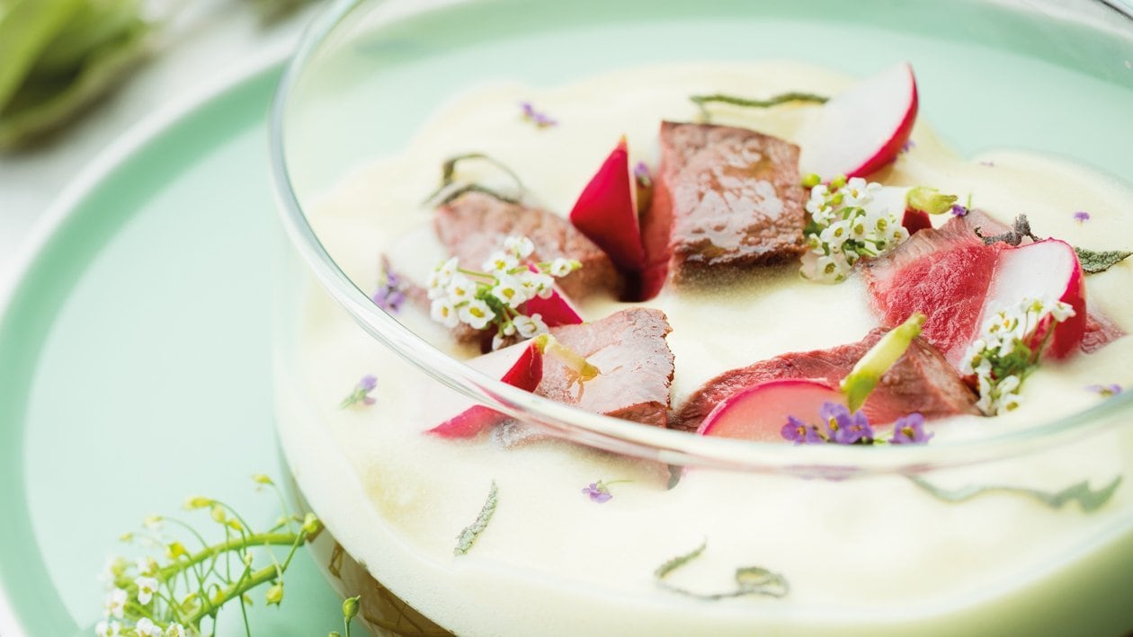 Mitonné de boeuf, bouillon verveine et émulsion à la sauge – - Recette