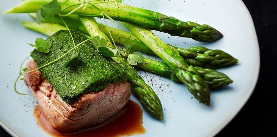 Médaillon de veau en croûte de moutarde aux herbes – - Recette