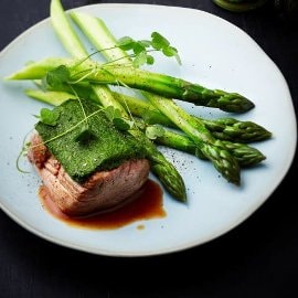 Médaillon de veau en croûte de moutarde aux herbes