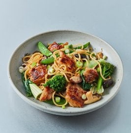 Nouilles façon thaï végétarienne