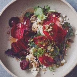 Salade de betteraves, Sainte-Maure de Touraine & graines de potiron grillées