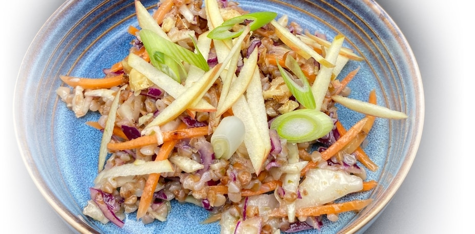 Coleslaw de sarrasin, pommes, graines de lin et pesto – - Recette