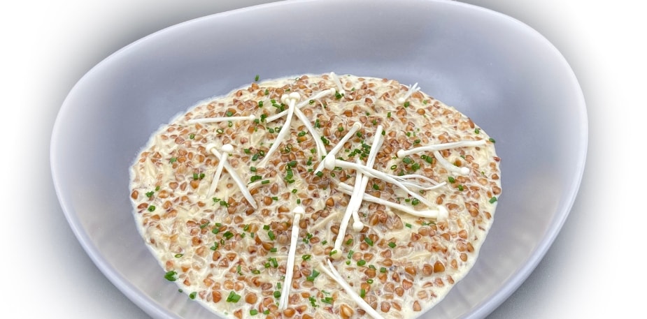 Sarrasin enoki parmesan – - Recette