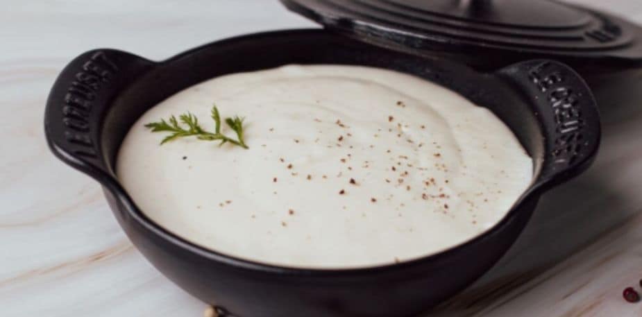 Sauce béchamel (avec Maïzena) – - Recette