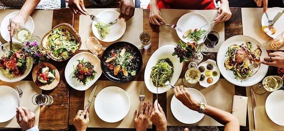 9 façons de promouvoir votre menu Végétal et de stimuler les ventes de vos plats végétariens 