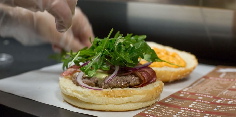 Entretien avec Yves Hecker, devenu cuisinier par amour du burger