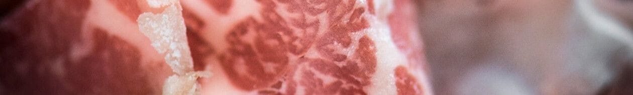 Conserver, préparer et servir de la viande vieillie à sec